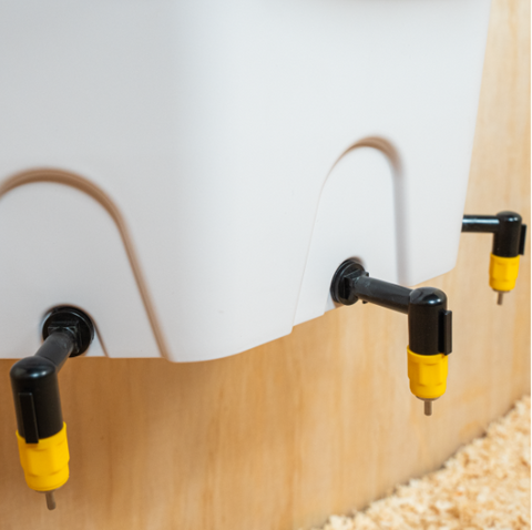 AviAqua 8L drinker + 3 drinking nipples