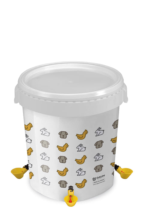 Watering Bucket With Drinking Cup 32L